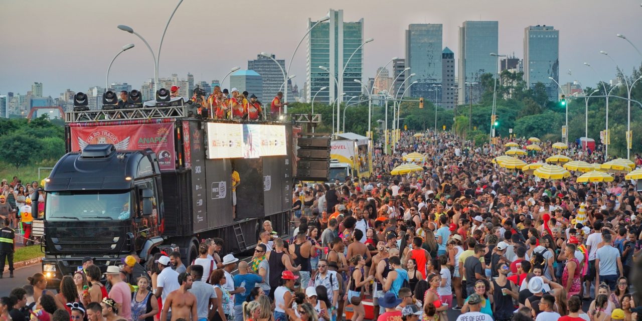 Circuito Orla recebe desfiles do Carnaval de Rua