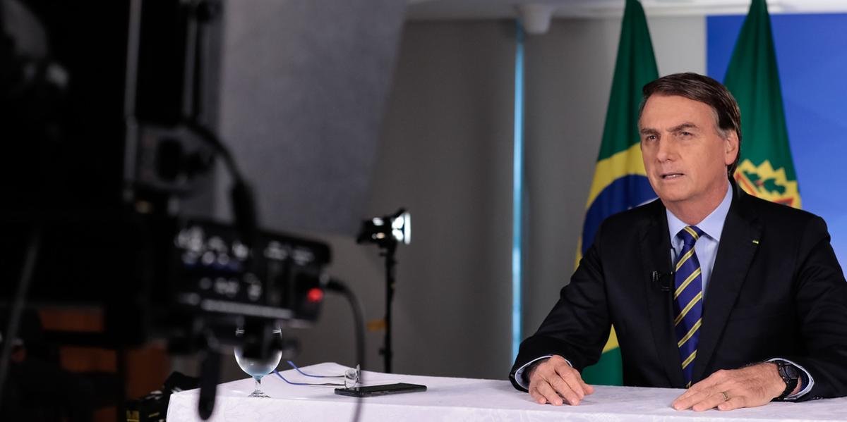 Bolsonaro volta a defender uso de cloroquina para Covid-19
