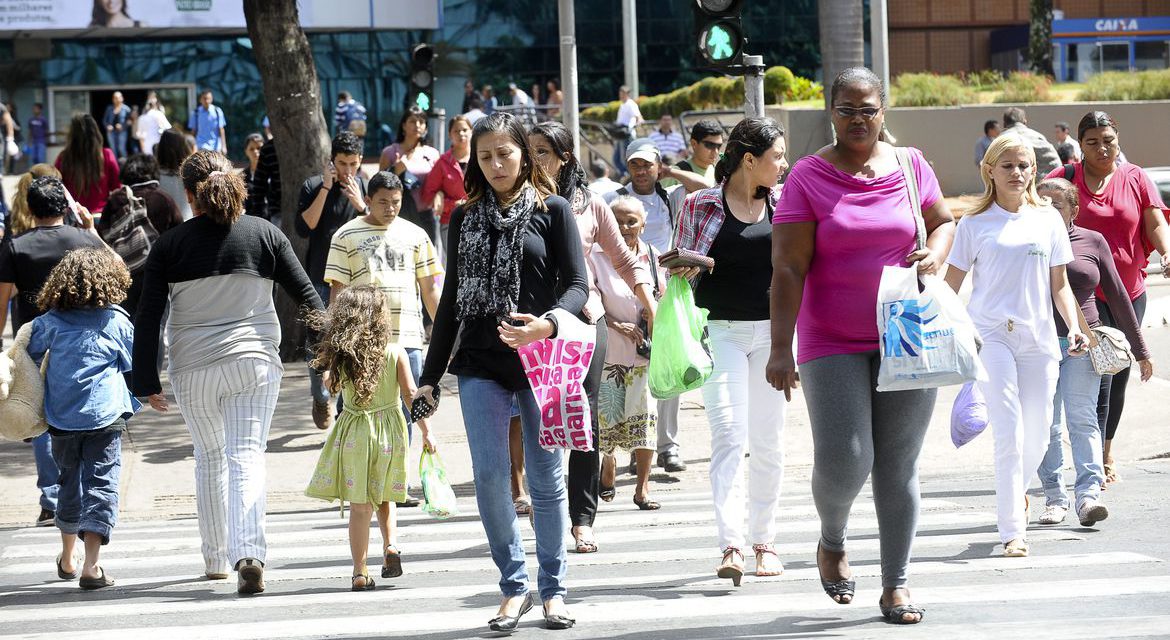 Desocupação sobe 1,2 ponto percentual no trimestre encerrado em maio