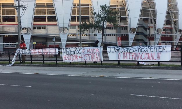 O dia depois da derrota no Clássico