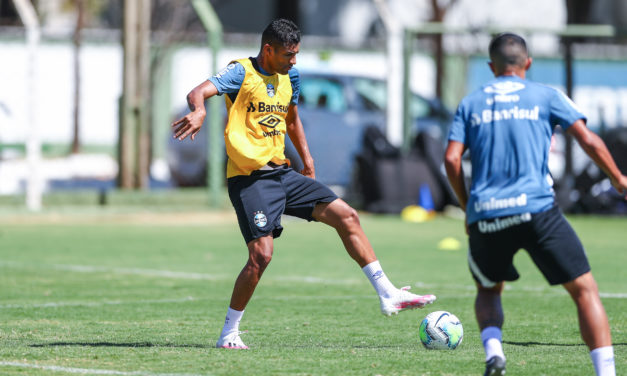 Isaque afirmou que os jogadores estão se cobrando muito