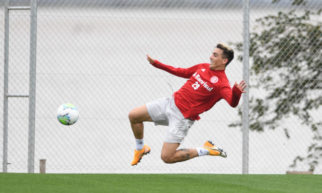 Internacional busca liderança isolada