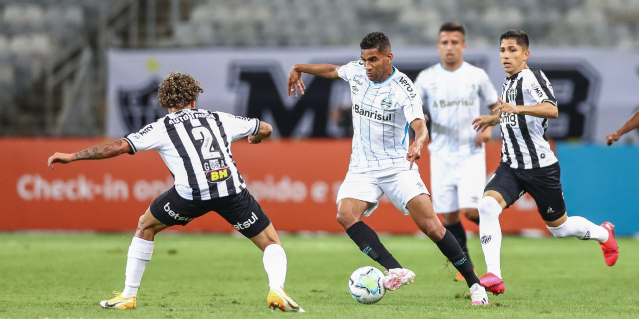 Fora de casa, Grêmio acaba superado pelo líder, Atlético-MG, na 12ª rodada do Brasileirão