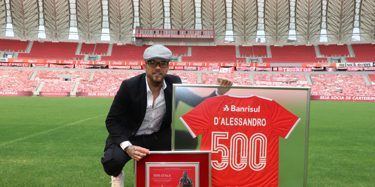 D’Alessandro recebe homenagem pelos 500 jogos