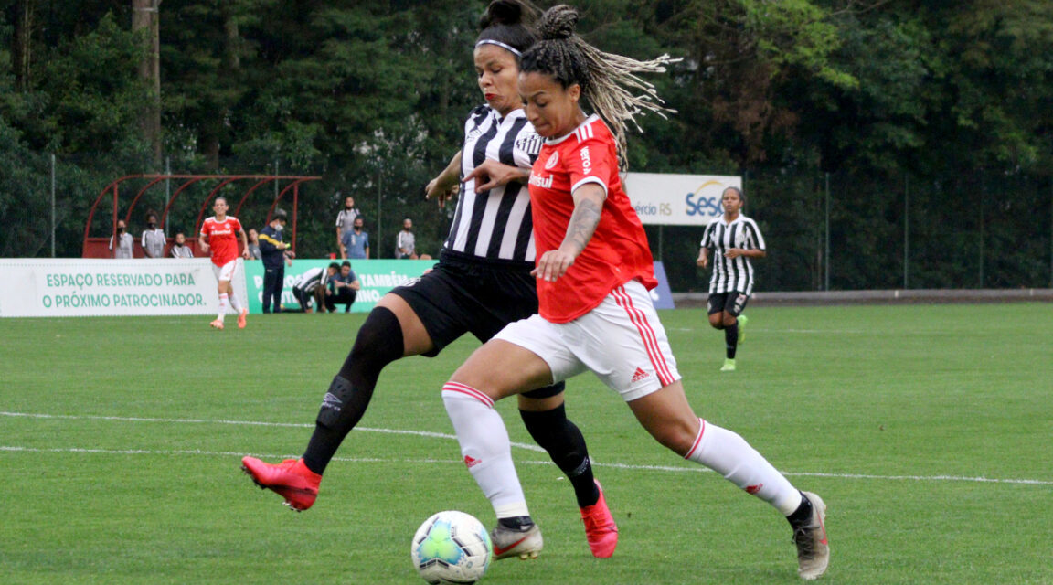 Gurias Coloradas perdem para o Santos