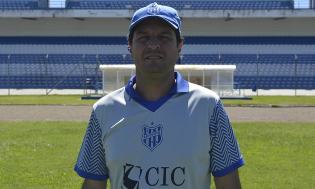 Esportivo não renova com Carlos Moraes