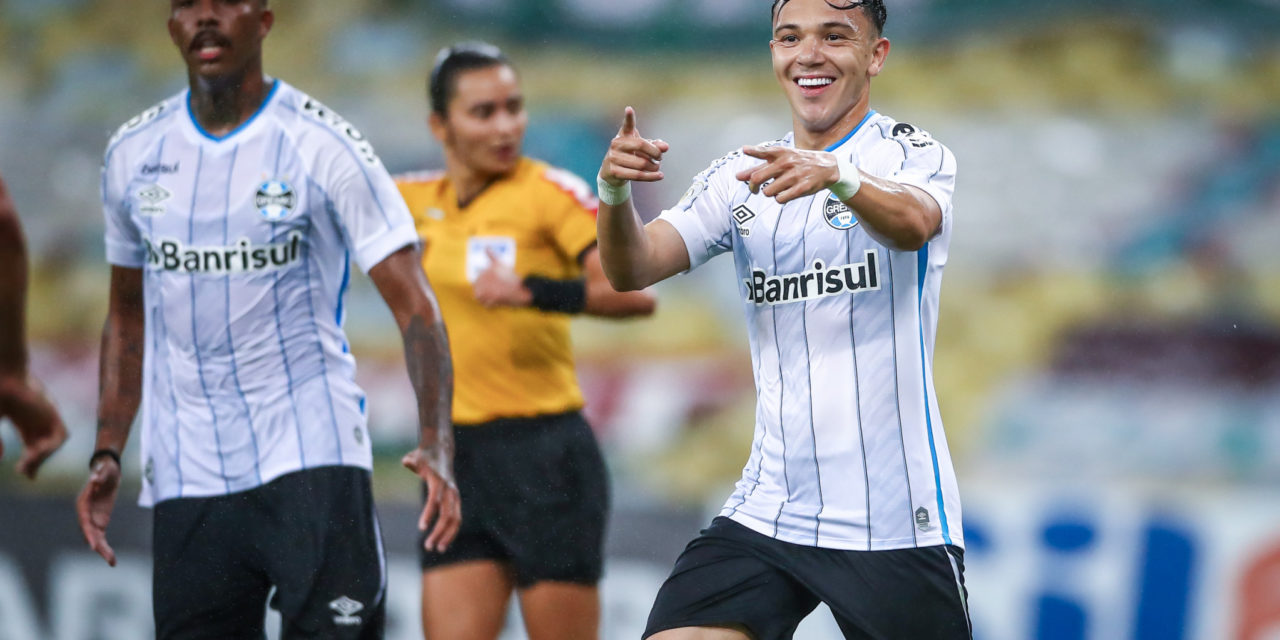 Com gol de Pepê, Grêmio vence o Fluminense no Maracanã