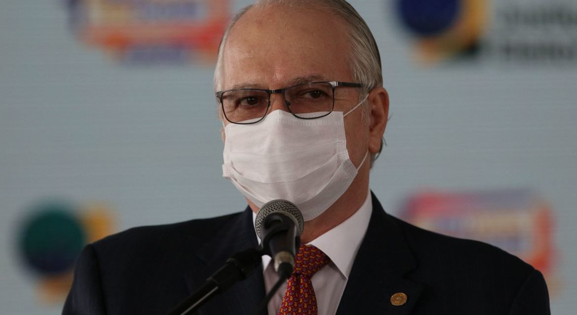 Fachin determina que STJ julgue recurso de Lula