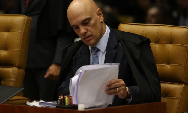 Ministro do STF Alexandre de Moraes está com Covid-19