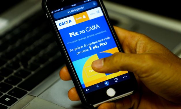 Valor médio de transações do Pix foi R$ 90 no primeiro dia de teste