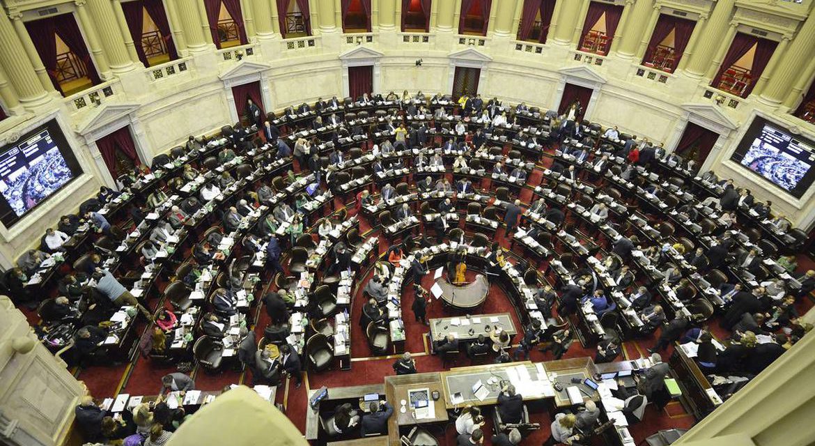 Argentina: Câmara dos Deputados aprova descriminalização do aborto