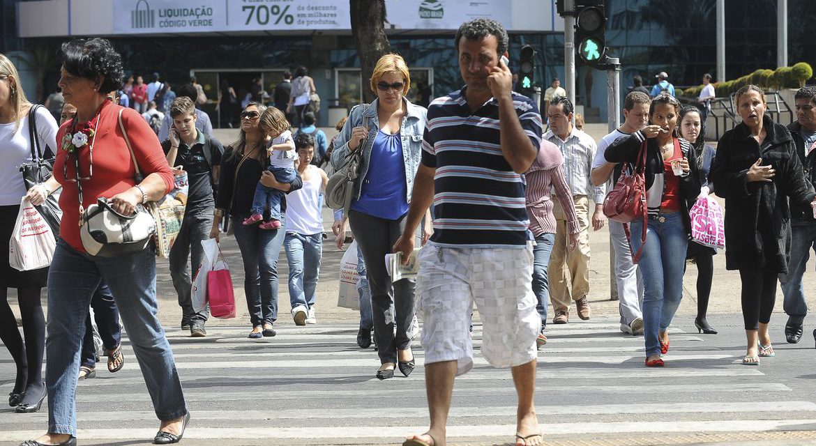 Desemprego chega a 14,2% em novembro