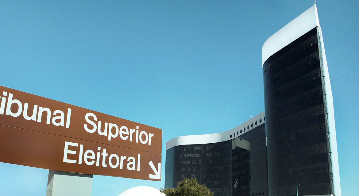 Eleitor tem 60 dias para justificar ausência em votação