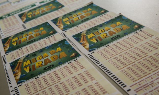 Mega da Virada sorteia prêmio de R$ 300 milhões; apostas podem ser feitas até 17h