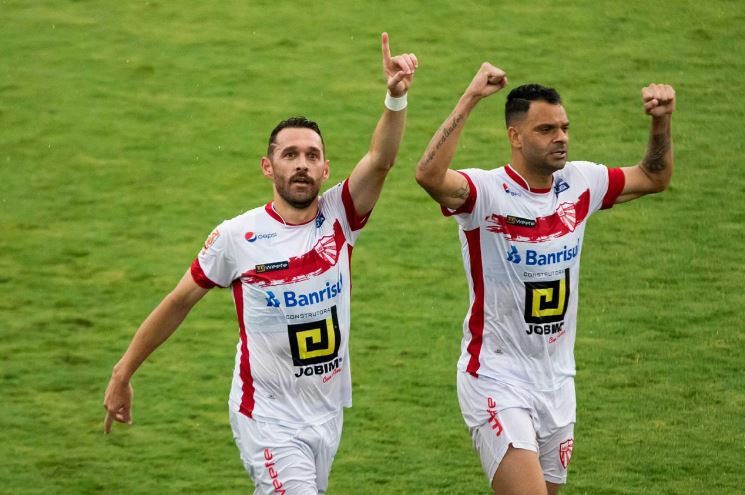 São Luiz avança para as oitavas da Série D