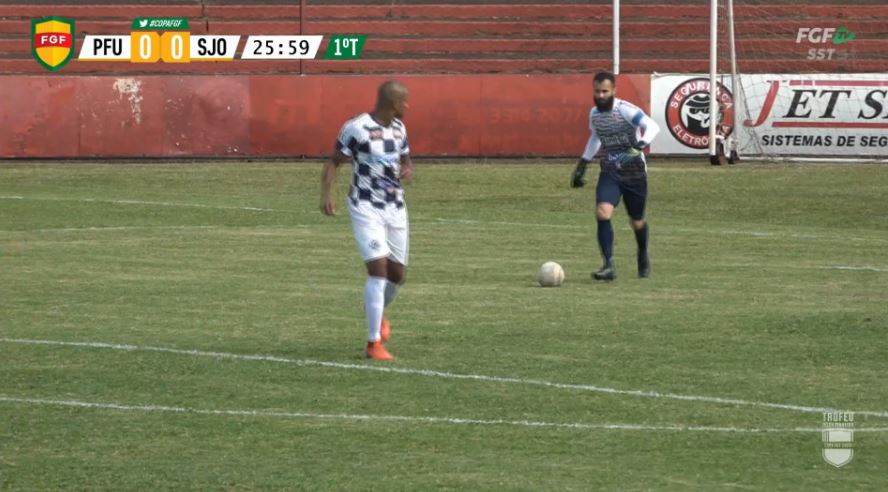Zeca abre vantagem na semifinal da Copa Ibsen Pinheiro
