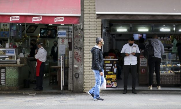 Governo prorroga prazo para pagamento de tributos do Simples Nacional