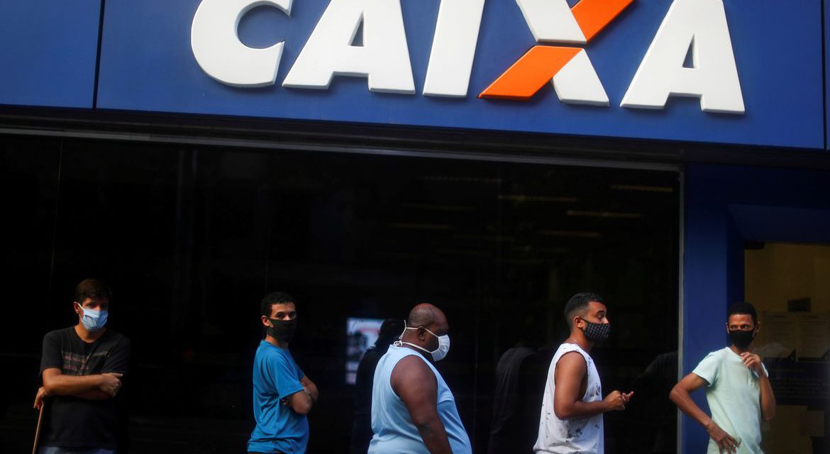 Caixa paga auxílio emergencial para nascidos em julho nesta sexta-feira