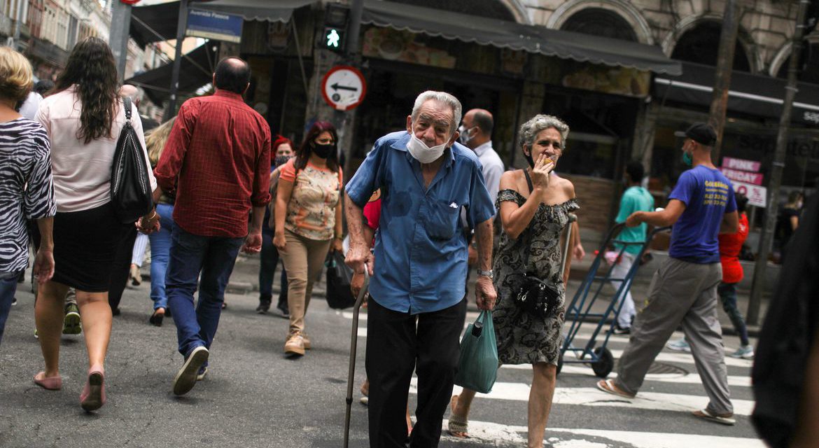 Ipea aponta inflação de 6,22% para as famílias mais pobres em 2020