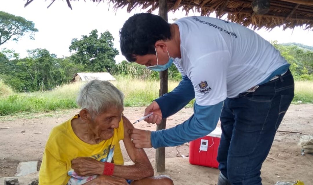 Militares prestam apoio à vacinação contra covid-19 de indígenas no Parque Tumucumaque