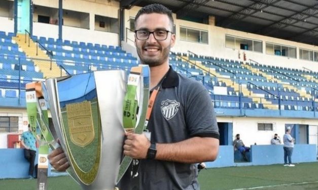 Técnico campeão da Copa FGF, William Campos renova com Santa Cruz