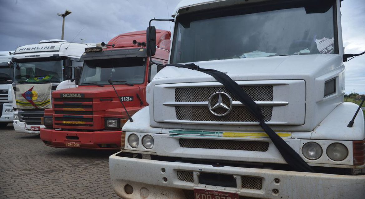 Tarifa de importação de pneus para transporte de cargas é zerada