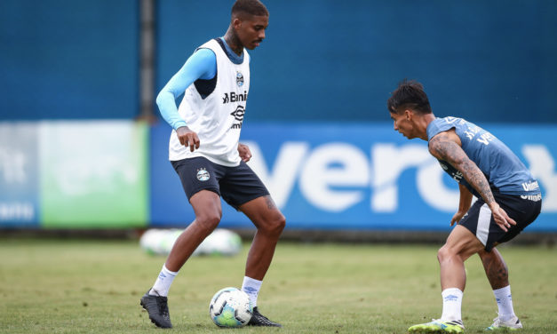 Grêmio faz treino físico e técnico e dá sequência aos preparativos para se aproximar do G4