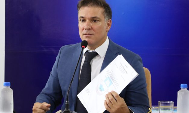 Prefeitura de Bagé adia volta às aulas presenciais