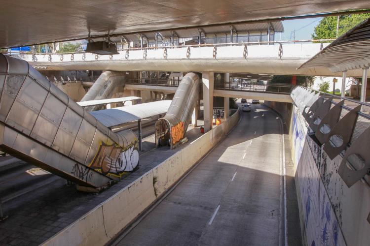 Prefeitura de Porto Alegre fecha licitação para pavimentação do viaduto Jorge Alberto Mendes Ribeiro