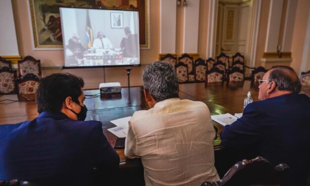 Em reunião com ministro da Saúde, Melo pede transparência para critérios de vacinação