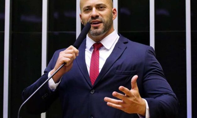 Deputado Daniel Silveira é preso pela PF após publicar vídeo contra ministros do STF