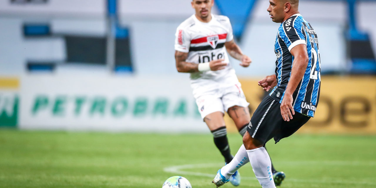 Grêmio é superado pelo São Paulo na Arena