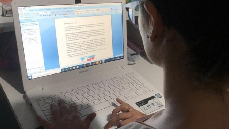 Rede estadual de ensino retoma aulas de forma remota
