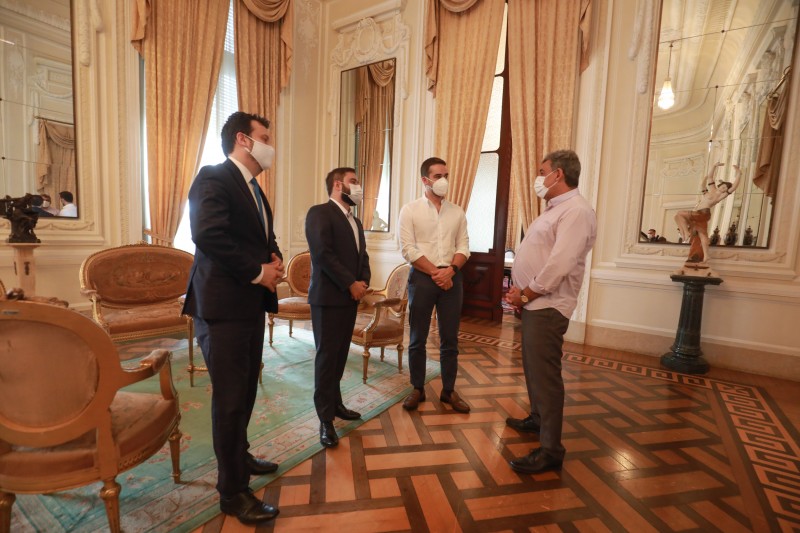 Governo do RS autoriza auxílio financeiro aos municípios em novo decreto