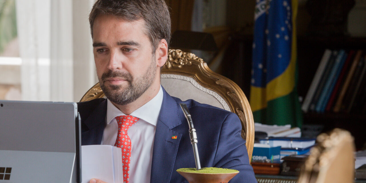 Primeiro pedido de impeachment de Eduardo Leite é recebido pela Assembleia Legislativa