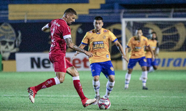 Pelotas busca empate no fim na Boca do Lobo contra o São Luiz
