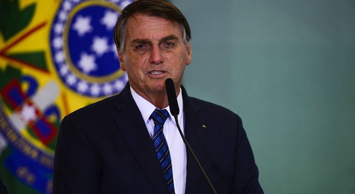 Bolsonaro envia MP do Auxílio Emergencial ao Congresso