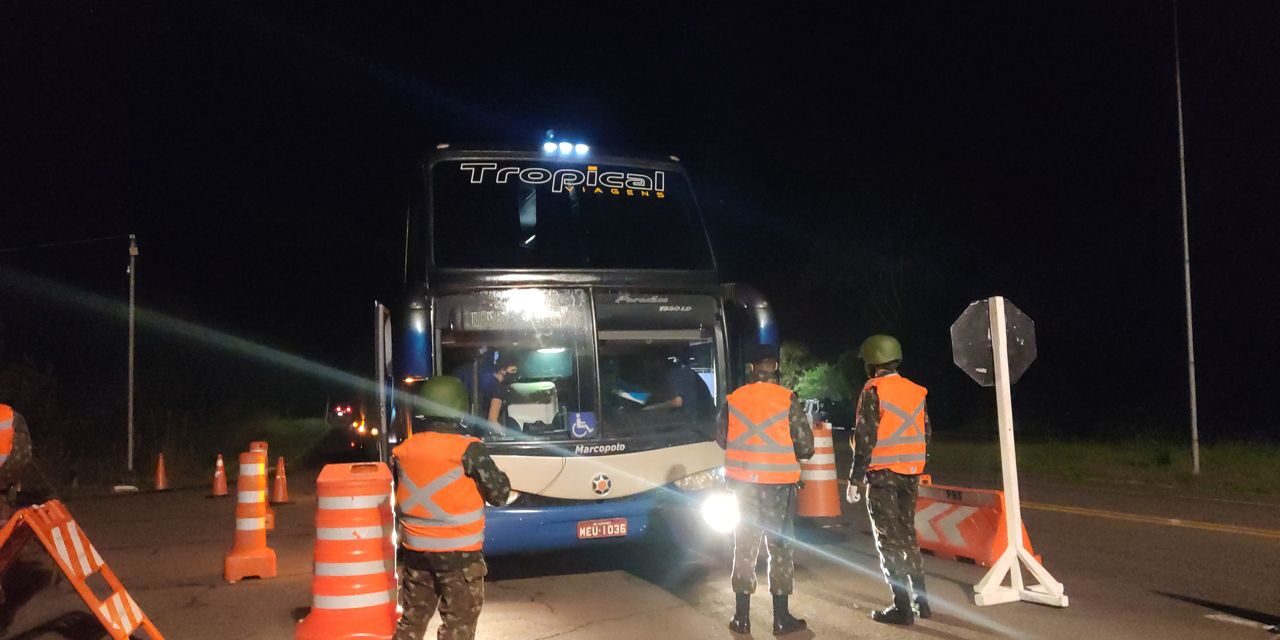 Exército participa de operação na fronteira entre Brasil e Uruguai