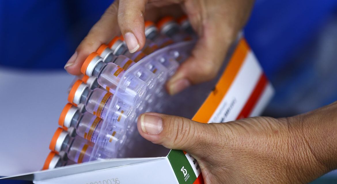 Instituto Butantan entrega mais 1 milhão de doses da CoronaVac