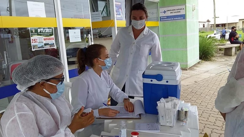 Forças de segurança e idosos de 65 anos serão próximo grupo prioritário da vacinação contra Covid-19 no RS