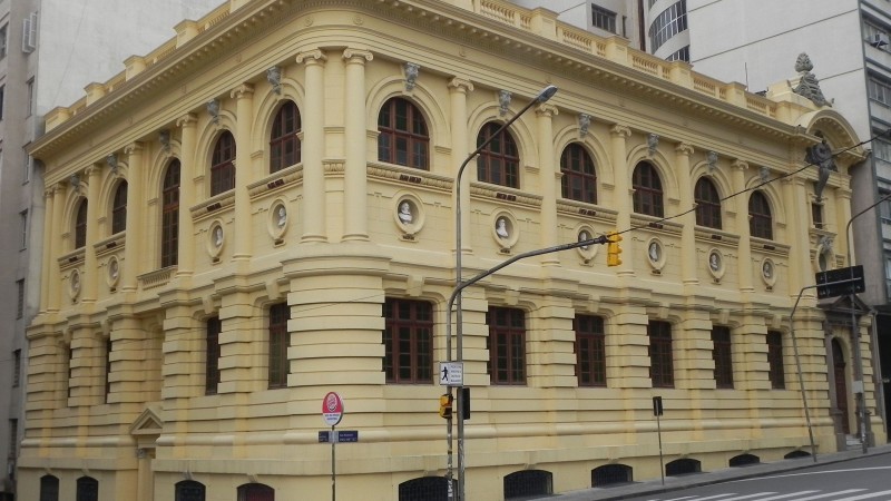 Biblioteca Pública do RS completa 150 anos e promove programação literária nesta quarta-feira