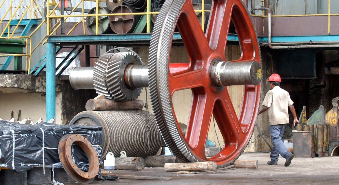 Produção industrial recua no RS e em outros nove estados em fevereiro, aponta IBGE