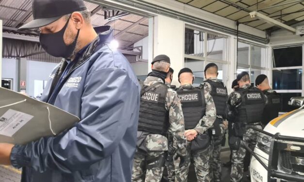 Brigada Militar cumpre mandados em operação contra o tráfico de drogas na Serra