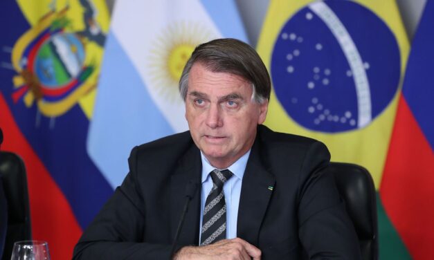 Bolsonaro diz que CPI sobre pandemia visa a desgastar governo