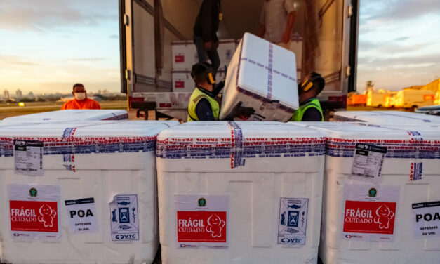 Rio Grande do Sul recebe 301.550 doses de vacinas contra Covid-19