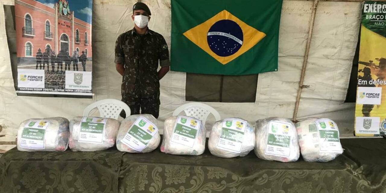Exército distribuiu kits de alimentação a alunos Programa Forças no Esporte