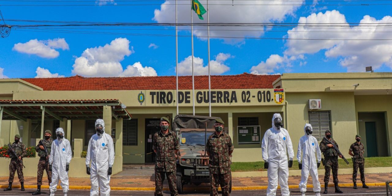 Exército realiza desinfecção em instalações de saúde