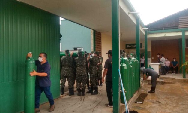 Exército transporta quase mil cilindros de oxigênio no Nordeste