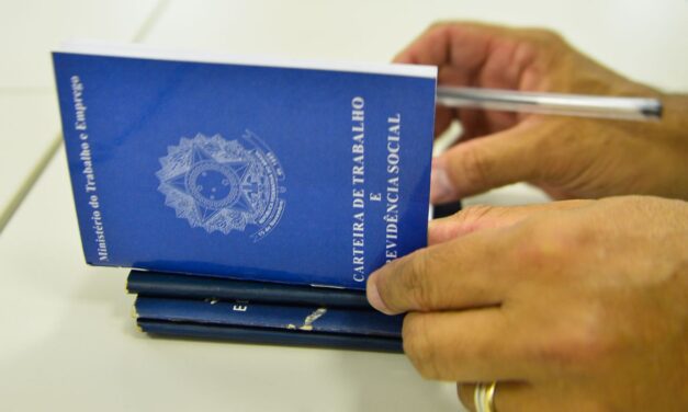 Publicada MP que flexibiliza legislação trabalhista na pandemia de Covid-19