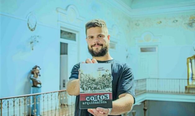 Torcedor Xavante lança livro “Contos Da Arquibancada”
